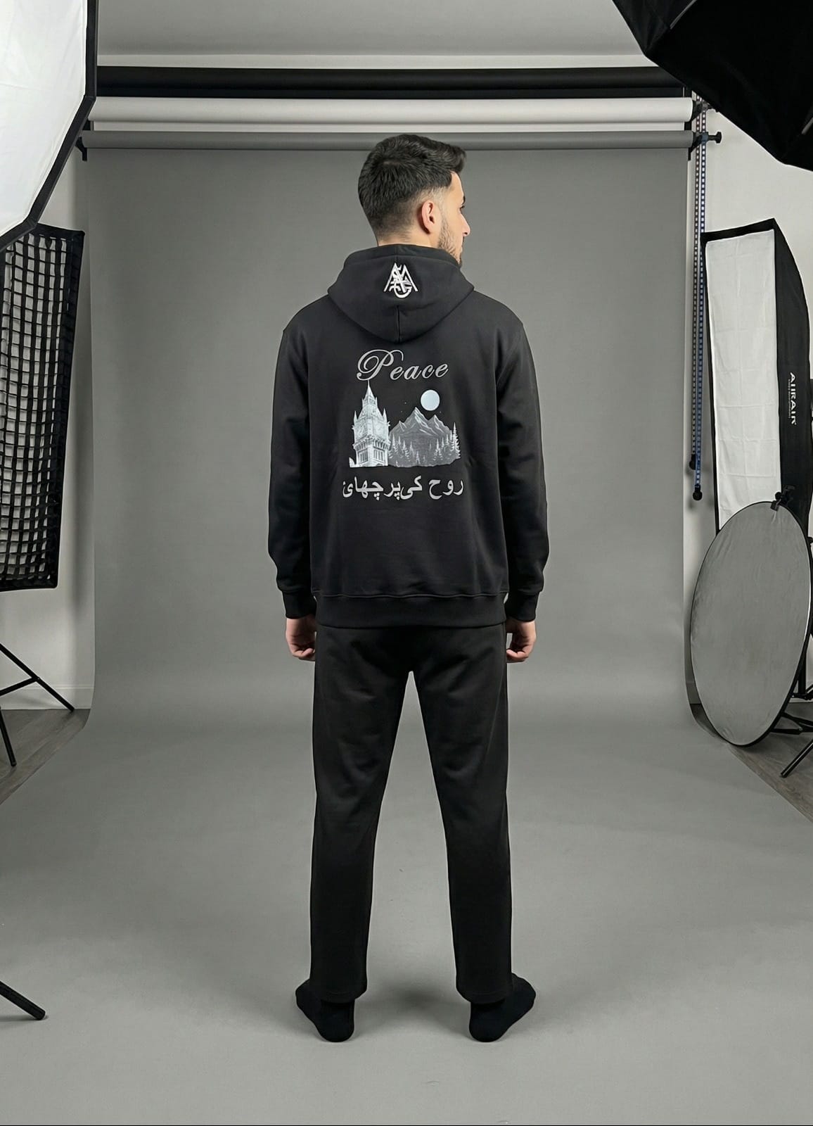 Saaya Obsidian - Vintage Black Hoodie